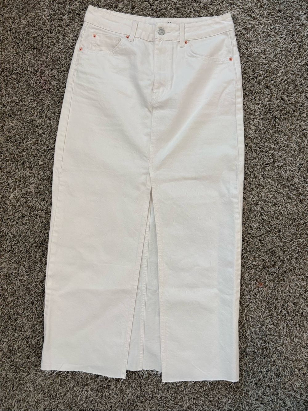 stradivarius White Straight-Leg Denim Skirt with Front Slit